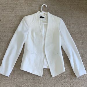 White top shop Blazer, very good condition.   Fits 2/4